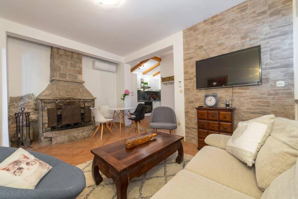 Villa Lora Ragusa Esterno foto